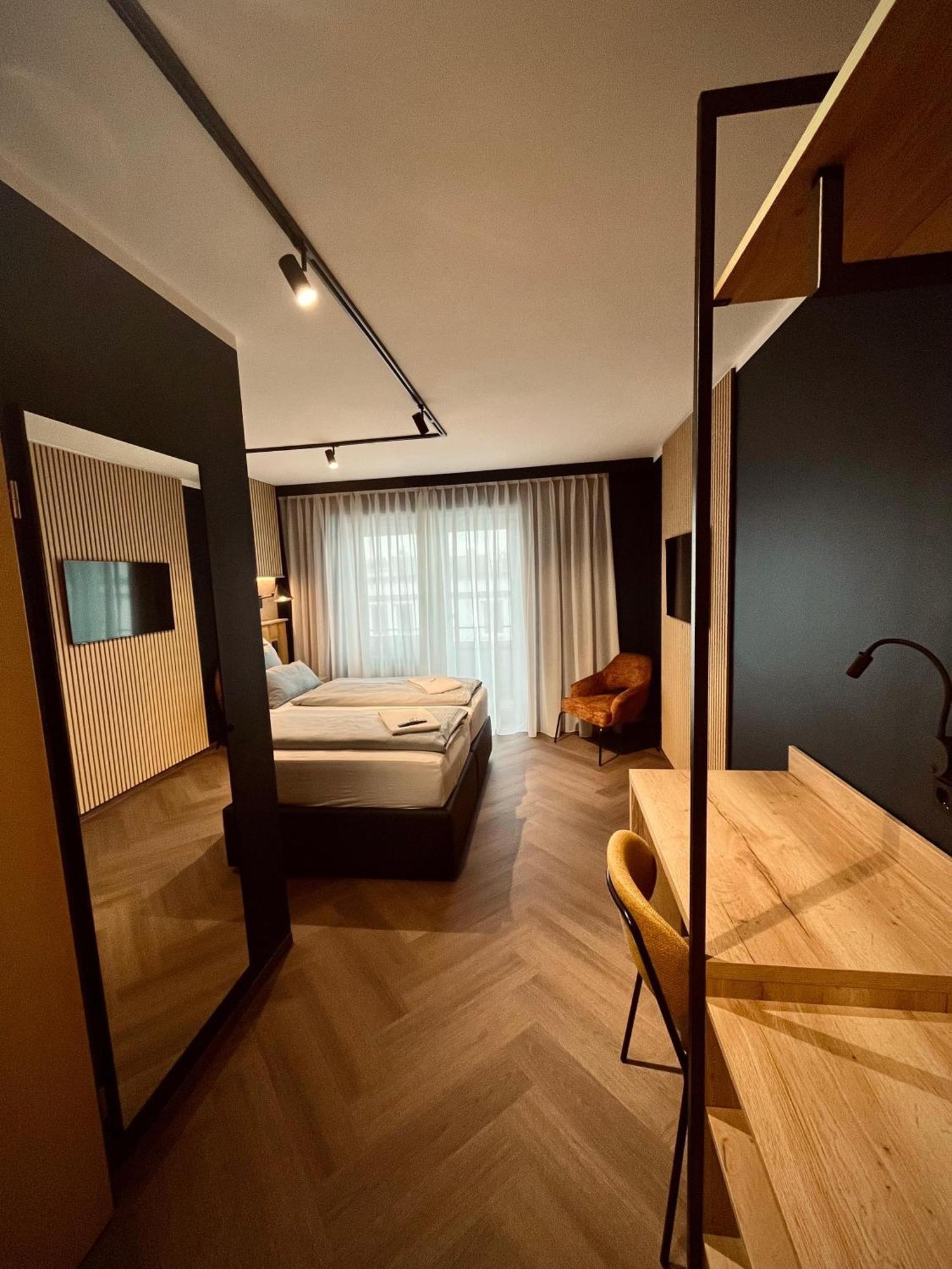 Hostel Sleps Augsburg Zewnętrze zdjęcie